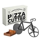 URBAN ZWEIRAD | Fahrrad Pizzaschneider inkl. magnetischer Wandhalterung | Antihaftbeschichtet & rostfrei | Familien Pizzaroller, Fahrrad Geschenkideen